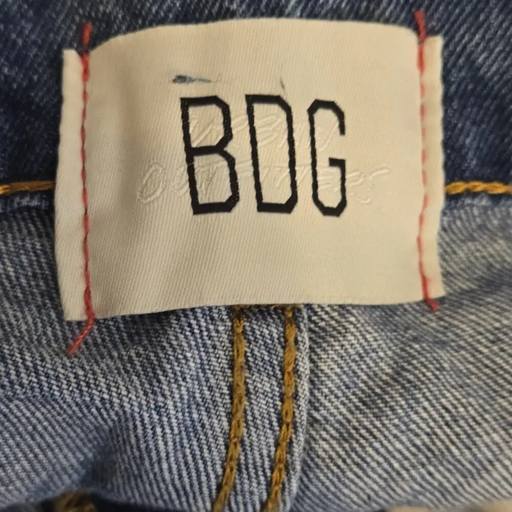 BDG Low-Rise Tapered Baggy Jean Star Print 27 W 28 L Streetwear Skater Punk USA - Picture 9 of 11